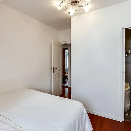 Appartement Private Apartment - Rue Cler - Eiffel Tower View Paris
